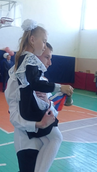 Последний звонок🔔. Последний звонок🔔.